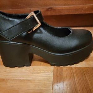 Nasty Gal Sendai Platform Maryjanes